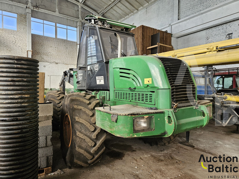 Amkodor 2541 - Sadonkorjuukone: kuva Amkodor 2541 - Sadonkorjuukone Amkodor 2541 - Sadonkorjuukone: kuva Amkodor 2541 - Sadonkorjuukone