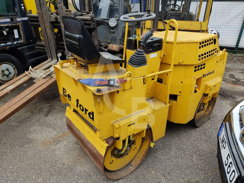 Benford - Jyrä: kuva Benford - Jyrä Benford - Jyrä: kuva Benford - Jyrä