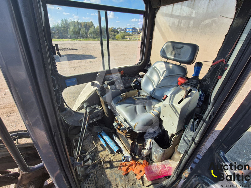 Bobcat 425 - Minikuormaaja: kuva Bobcat 425 - Minikuormaaja Bobcat 425 - Minikuormaaja: kuva Bobcat 425 - Minikuormaaja