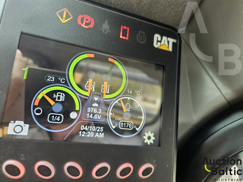 Liukuohjattu kuormaaja Caterpillar 242 D 3: kuva Liukuohjattu kuormaaja Caterpillar 242 D 3