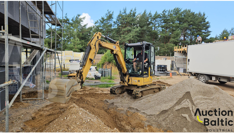 Caterpillar 303 CR - Minikuormaaja: kuva Caterpillar 303 CR - Minikuormaaja Caterpillar 303 CR - Minikuormaaja: kuva Caterpillar 303 CR - Minikuormaaja