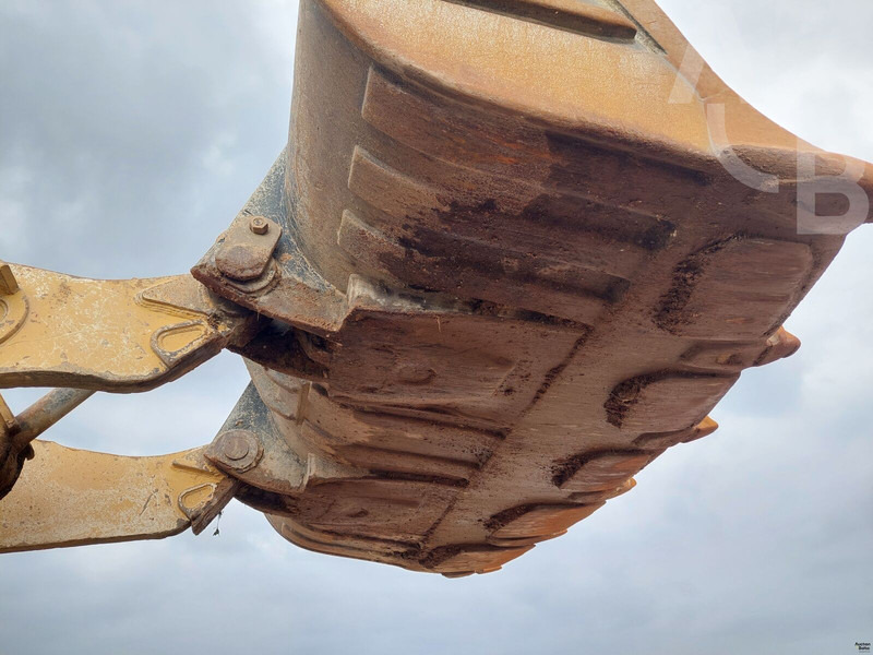 Caterpillar 963 C - Telakuormaaja: kuva Caterpillar 963 C - Telakuormaaja Caterpillar 963 C - Telakuormaaja: kuva Caterpillar 963 C - Telakuormaaja