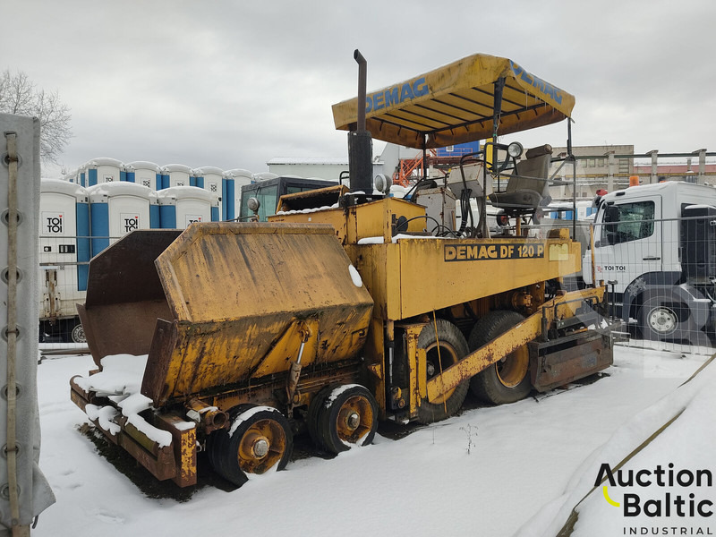 Demag DF 120 P - Asfalttilevittimet: kuva Demag DF 120 P - Asfalttilevittimet Demag DF 120 P - Asfalttilevittimet: kuva Demag DF 120 P - Asfalttilevittimet
