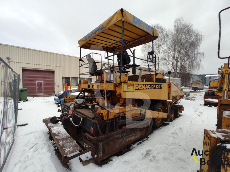 Demag DF 120 P - Asfalttilevittimet: kuva Demag DF 120 P - Asfalttilevittimet Demag DF 120 P - Asfalttilevittimet: kuva Demag DF 120 P - Asfalttilevittimet
