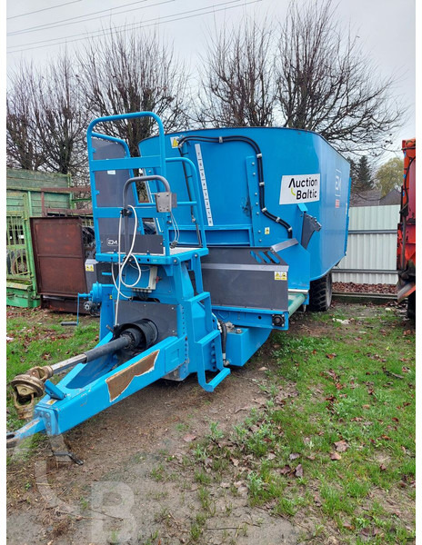 EUROMILK FXX 1600 - Karjatalouskone: kuva EUROMILK FXX 1600 - Karjatalouskone EUROMILK FXX 1600 - Karjatalouskone: kuva EUROMILK FXX 1600 - Karjatalouskone