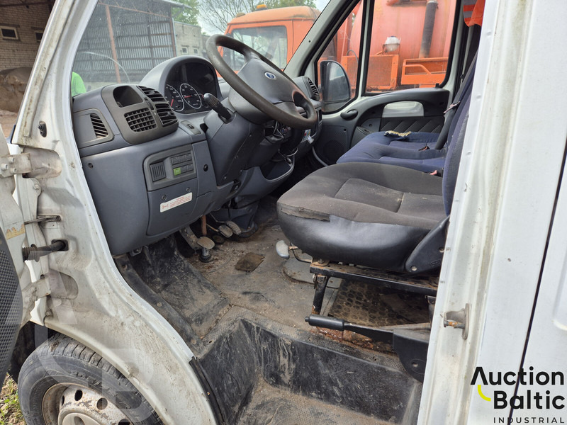 Fiat Ducato - Pressukapelli tavara-auto: kuva Fiat Ducato - Pressukapelli tavara-auto Fiat Ducato - Pressukapelli tavara-auto: kuva Fiat Ducato - Pressukapelli tavara-auto