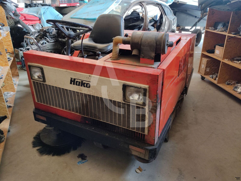 Hako Jonas 1500 - Lakaisuauto: kuva Hako Jonas 1500 - Lakaisuauto Hako Jonas 1500 - Lakaisuauto: kuva Hako Jonas 1500 - Lakaisuauto