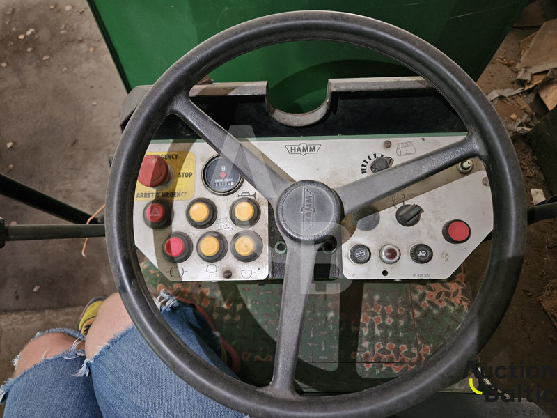 Hamm HD 12 K - Jyrä: kuva Hamm HD 12 K - Jyrä Hamm HD 12 K - Jyrä: kuva Hamm HD 12 K - Jyrä