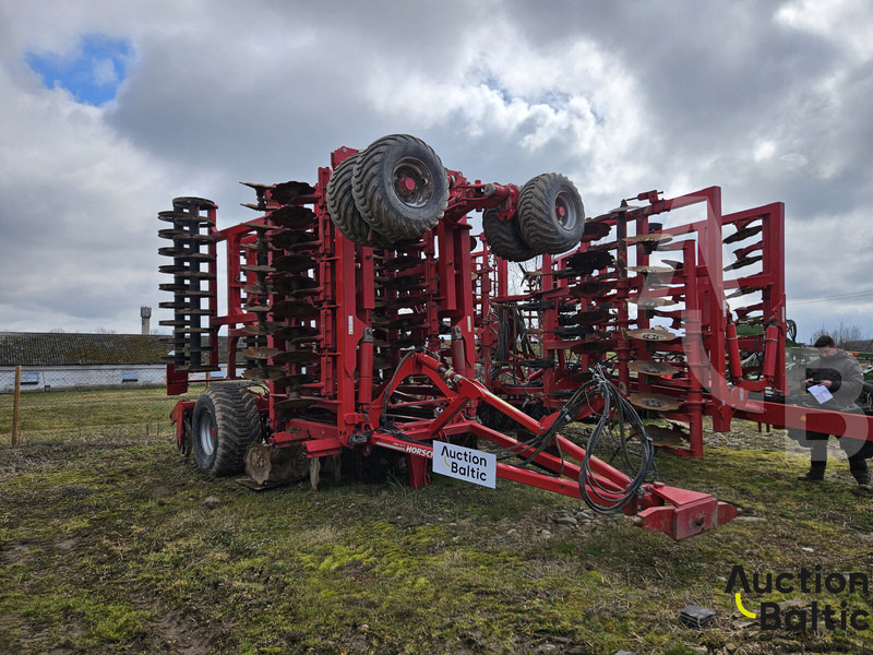 Horsch Joker 12 RT - Lautasäes: kuva Horsch Joker 12 RT - Lautasäes Horsch Joker 12 RT - Lautasäes: kuva Horsch Joker 12 RT - Lautasäes