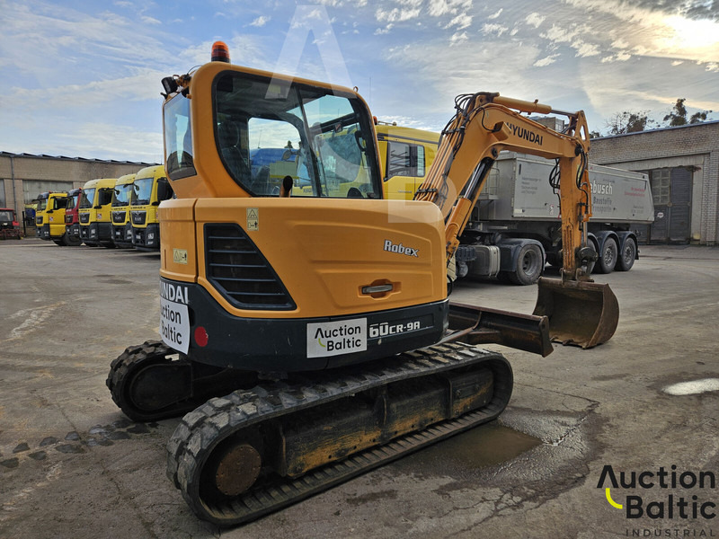 Hyundai Robex 60 CR-9 A - Minikuormaaja: kuva Hyundai Robex 60 CR-9 A - Minikuormaaja Hyundai Robex 60 CR-9 A - Minikuormaaja: kuva Hyundai Robex 60 CR-9 A - Minikuormaaja