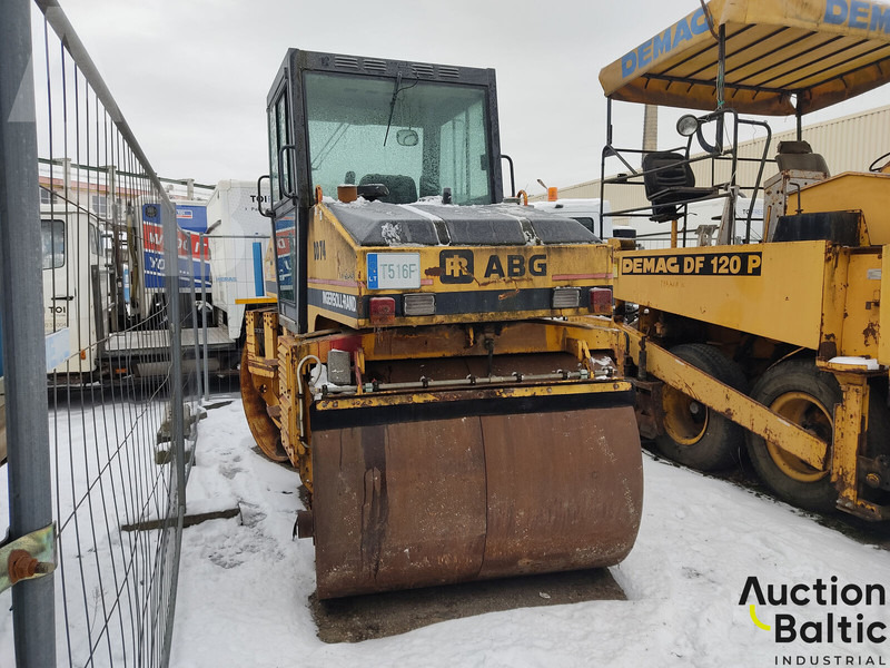 Ingersoll Rand DD74 - Jyrä: kuva Ingersoll Rand DD74 - Jyrä Ingersoll Rand DD74 - Jyrä: kuva Ingersoll Rand DD74 - Jyrä