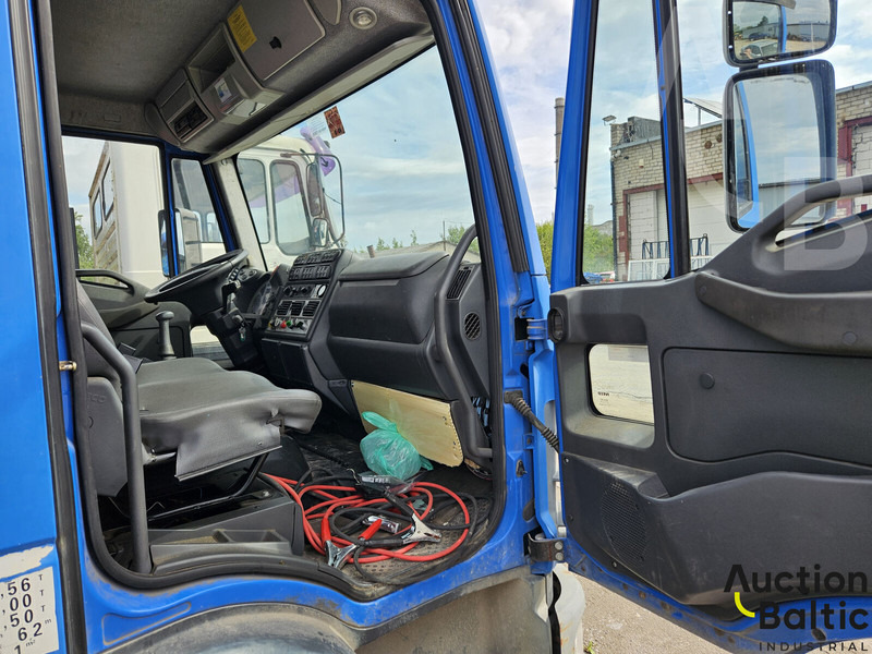 Iveco 100E 18 - Itsekulkevat henkilönostimet: kuva Iveco 100E 18 - Itsekulkevat henkilönostimet Iveco 100E 18 - Itsekulkevat henkilönostimet: kuva Iveco 100E 18 - Itsekulkevat henkilönostimet