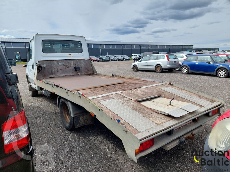 Iveco 35C 13 - Hinausauto: kuva Iveco 35C 13 - Hinausauto Iveco 35C 13 - Hinausauto: kuva Iveco 35C 13 - Hinausauto