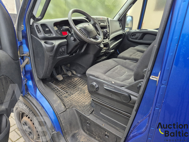 Iveco 35S17 - Pakettiauto: kuva Iveco 35S17 - Pakettiauto Iveco 35S17 - Pakettiauto: kuva Iveco 35S17 - Pakettiauto