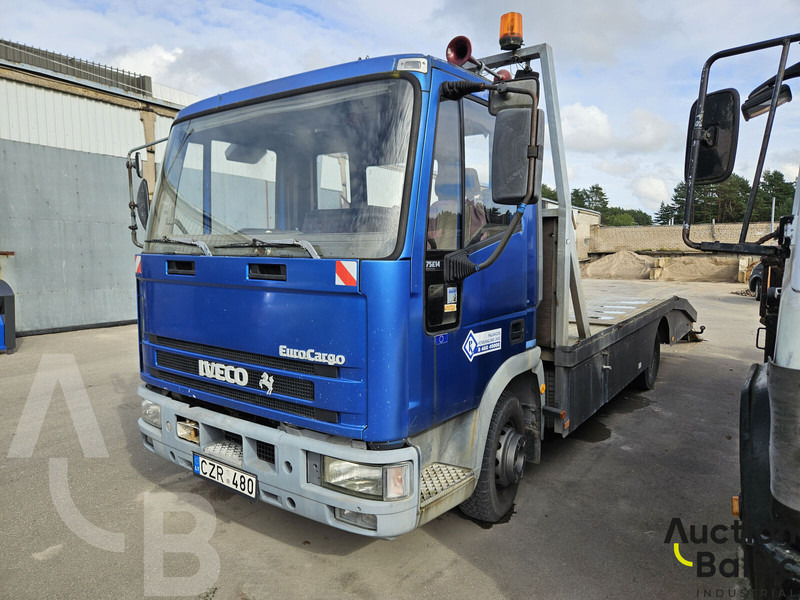 Iveco 75E14 - Hinausauto: kuva Iveco 75E14 - Hinausauto Iveco 75E14 - Hinausauto: kuva Iveco 75E14 - Hinausauto
