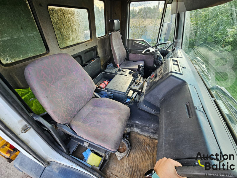 Hinattava betonipumppu Iveco Magirus: kuva Hinattava betonipumppu Iveco Magirus