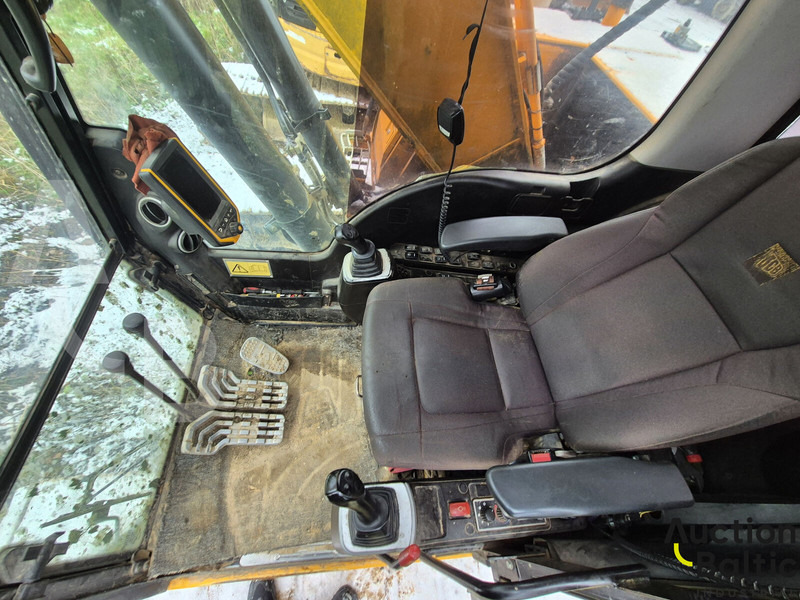 JCB JS 200 LC T4 - Telakaivukone: kuva JCB JS 200 LC T4 - Telakaivukone JCB JS 200 LC T4 - Telakaivukone: kuva JCB JS 200 LC T4 - Telakaivukone