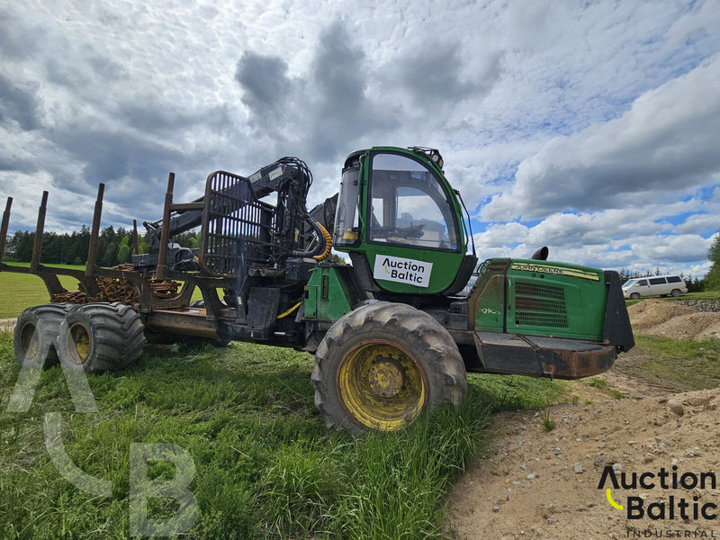 John Deere 1010 E - Metsäperävaunu: kuva John Deere 1010 E - Metsäperävaunu John Deere 1010 E - Metsäperävaunu: kuva John Deere 1010 E - Metsäperävaunu