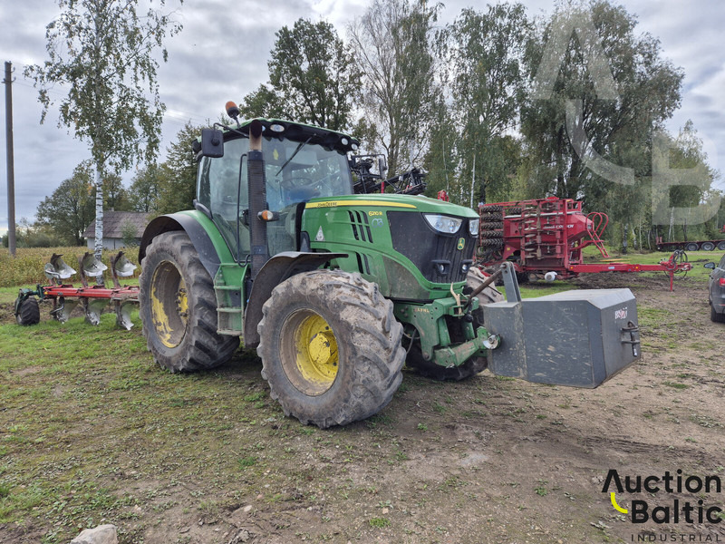 John Deere 6210 R - Traktori: kuva John Deere 6210 R - Traktori John Deere 6210 R - Traktori: kuva John Deere 6210 R - Traktori