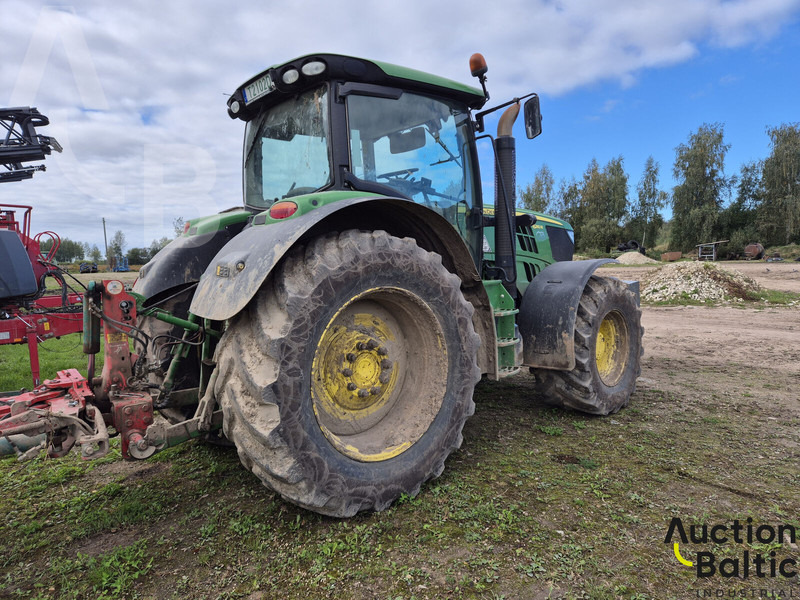 John Deere 6210 R - Traktori: kuva John Deere 6210 R - Traktori John Deere 6210 R - Traktori: kuva John Deere 6210 R - Traktori