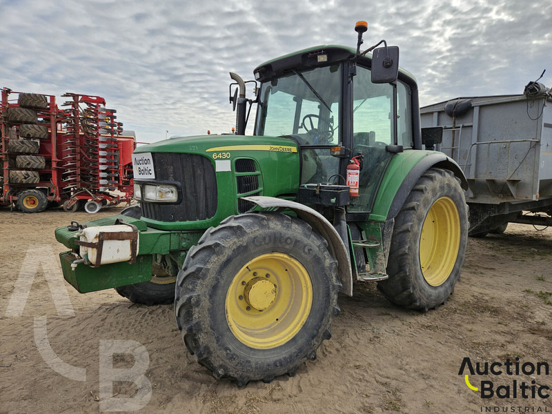 John Deere 6430 - Traktori: kuva John Deere 6430 - Traktori John Deere 6430 - Traktori: kuva John Deere 6430 - Traktori