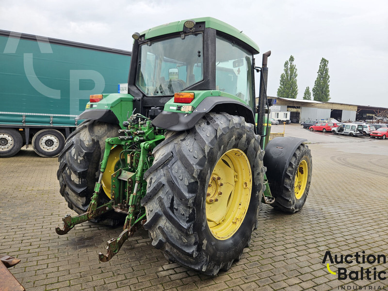 John Deere 6810 - Traktori: kuva John Deere 6810 - Traktori John Deere 6810 - Traktori: kuva John Deere 6810 - Traktori