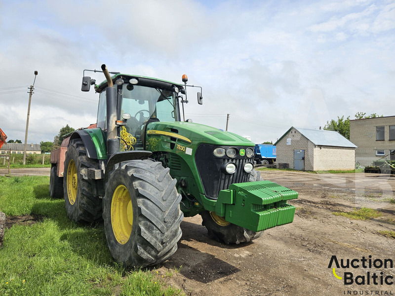 John Deere 7830 - Traktori: kuva John Deere 7830 - Traktori John Deere 7830 - Traktori: kuva John Deere 7830 - Traktori