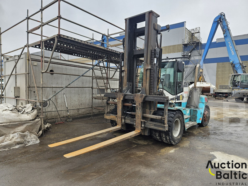 KONECRANES SMV 16-600C - Dieseltrukki: kuva KONECRANES SMV 16-600C - Dieseltrukki KONECRANES SMV 16-600C - Dieseltrukki: kuva KONECRANES SMV 16-600C - Dieseltrukki