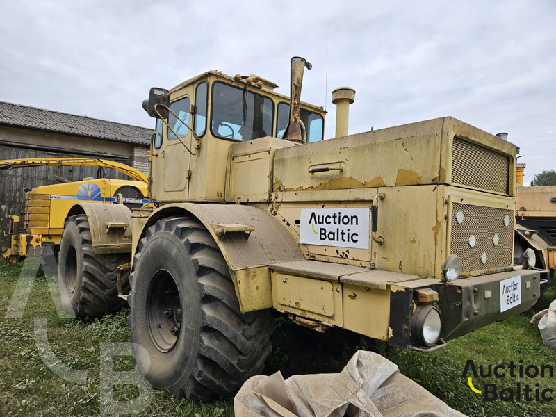 Kirovec K-701 - Traktori: kuva Kirovec K-701 - Traktori Kirovec K-701 - Traktori: kuva Kirovec K-701 - Traktori