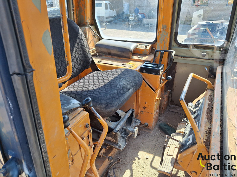 Komatsu D57S-1 - Telakuormaaja: kuva Komatsu D57S-1 - Telakuormaaja Komatsu D57S-1 - Telakuormaaja: kuva Komatsu D57S-1 - Telakuormaaja