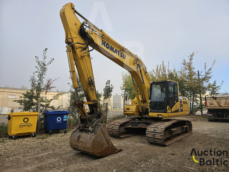 Komatsu PC210LC-11 - Telakaivukone: kuva Komatsu PC210LC-11 - Telakaivukone Komatsu PC210LC-11 - Telakaivukone: kuva Komatsu PC210LC-11 - Telakaivukone