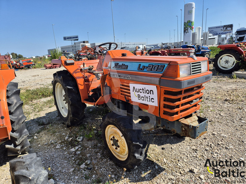 Kubota L1-205D - Traktori: kuva Kubota L1-205D - Traktori Kubota L1-205D - Traktori: kuva Kubota L1-205D - Traktori