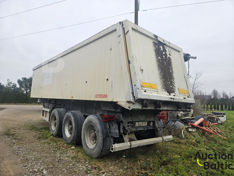 Langendorf - Pressukapellipuoliperävaunu: kuva Langendorf - Pressukapellipuoliperävaunu Langendorf - Pressukapellipuoliperävaunu: kuva Langendorf - Pressukapellipuoliperävaunu