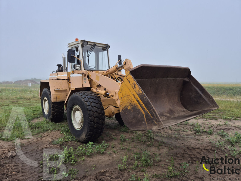 Liebherr L 531 - Pyöräkuormaaja: kuva Liebherr L 531 - Pyöräkuormaaja Liebherr L 531 - Pyöräkuormaaja: kuva Liebherr L 531 - Pyöräkuormaaja