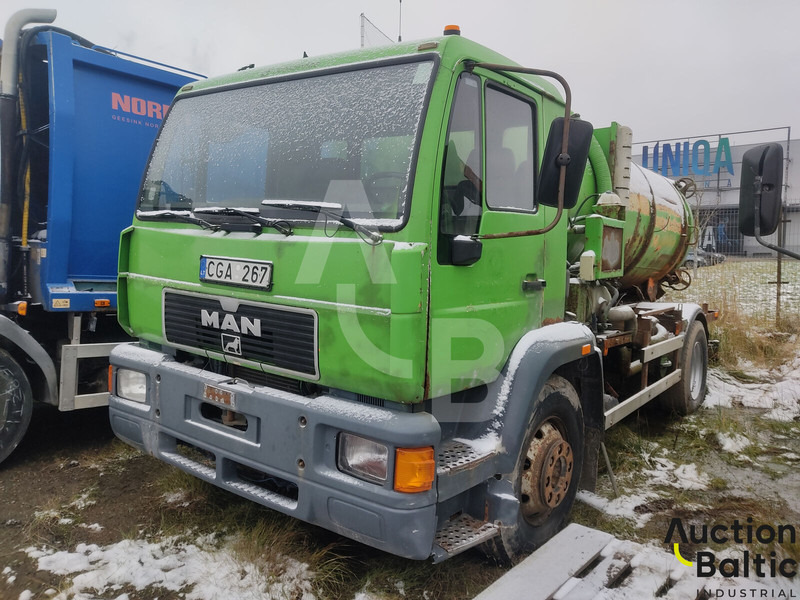 MAN 15.163 - Puhtaanpitoauto: kuva MAN 15.163 - Puhtaanpitoauto MAN 15.163 - Puhtaanpitoauto: kuva MAN 15.163 - Puhtaanpitoauto