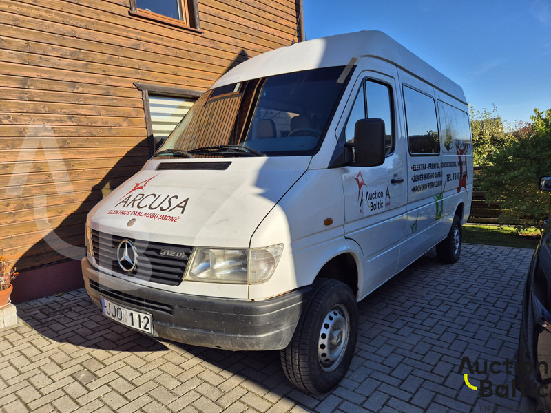 Mercedes-Benz 300-serie 312 D - Pakettiauto: kuva Mercedes-Benz 300-serie 312 D - Pakettiauto Mercedes-Benz 300-serie 312 D - Pakettiauto: kuva Mercedes-Benz 300-serie 312 D - Pakettiauto