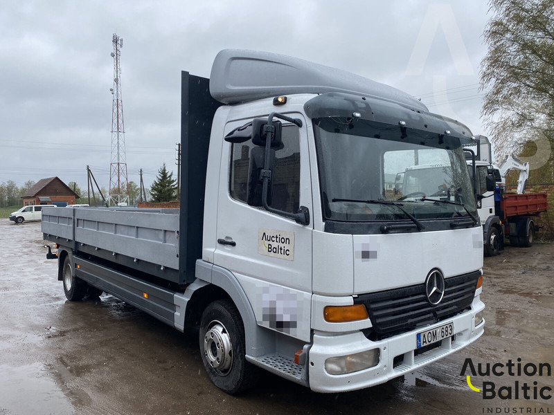 Mercedes-Benz 815 - Lava-kuorma-auto: kuva Mercedes-Benz 815 - Lava-kuorma-auto Mercedes-Benz 815 - Lava-kuorma-auto: kuva Mercedes-Benz 815 - Lava-kuorma-auto