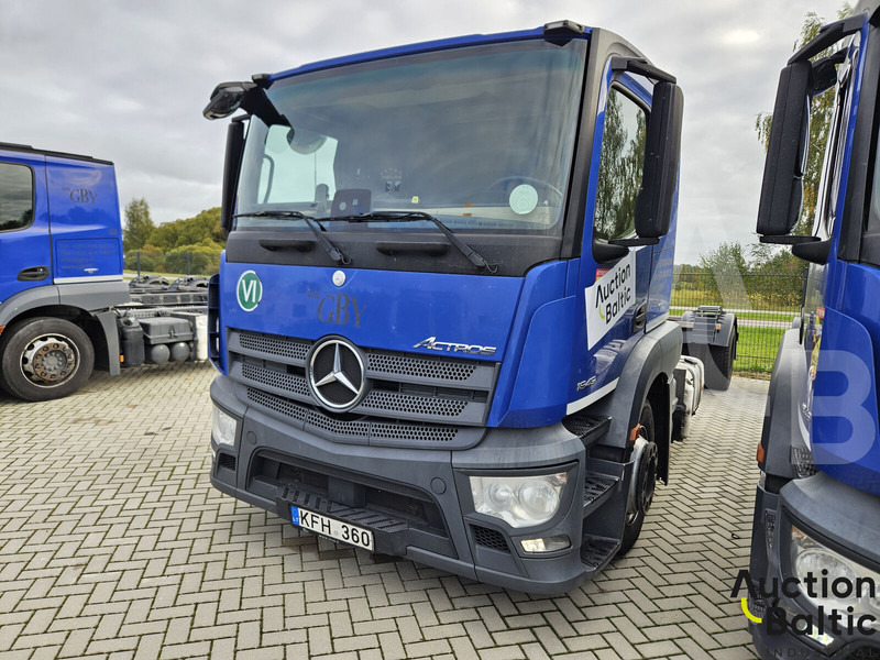Mercedes-Benz Actros 1843 - Kuorma-auto alusta: kuva Mercedes-Benz Actros 1843 - Kuorma-auto alusta Mercedes-Benz Actros 1843 - Kuorma-auto alusta: kuva Mercedes-Benz Actros 1843 - Kuorma-auto alusta