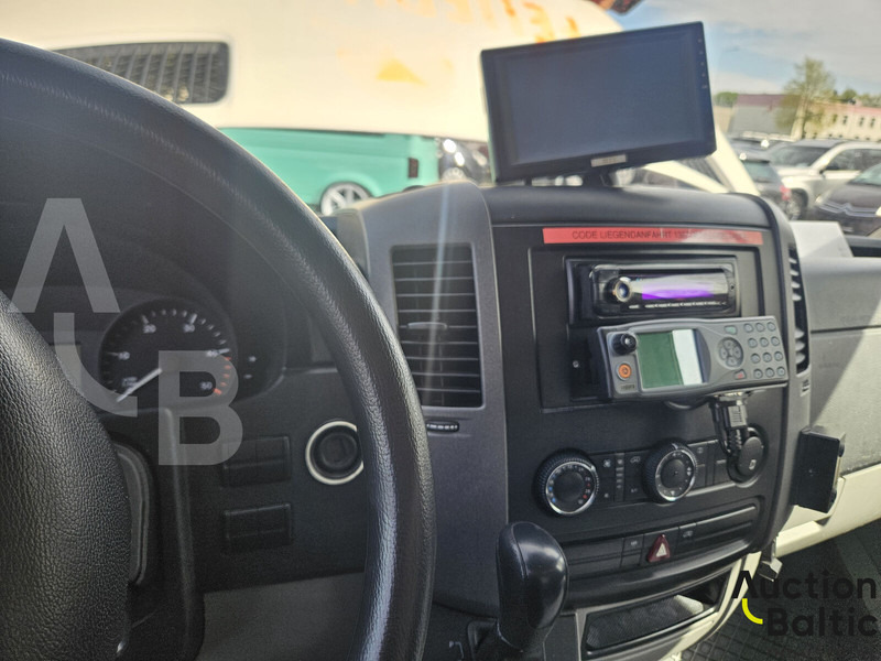 Ambulanssi Mercedes-Benz Sprinter: kuva Ambulanssi Mercedes-Benz Sprinter