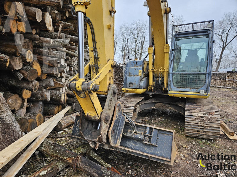 New Holland E 145 - Telakaivukone: kuva New Holland E 145 - Telakaivukone New Holland E 145 - Telakaivukone: kuva New Holland E 145 - Telakaivukone