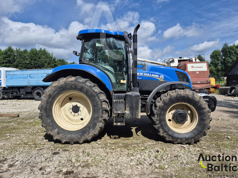 New Holland T 7.210 - Traktori: kuva New Holland T 7.210 - Traktori New Holland T 7.210 - Traktori: kuva New Holland T 7.210 - Traktori