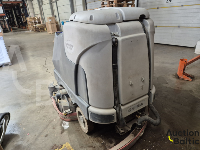 Nilfisk SC6500 - Lakaisuauto: kuva Nilfisk SC6500 - Lakaisuauto Nilfisk SC6500 - Lakaisuauto: kuva Nilfisk SC6500 - Lakaisuauto