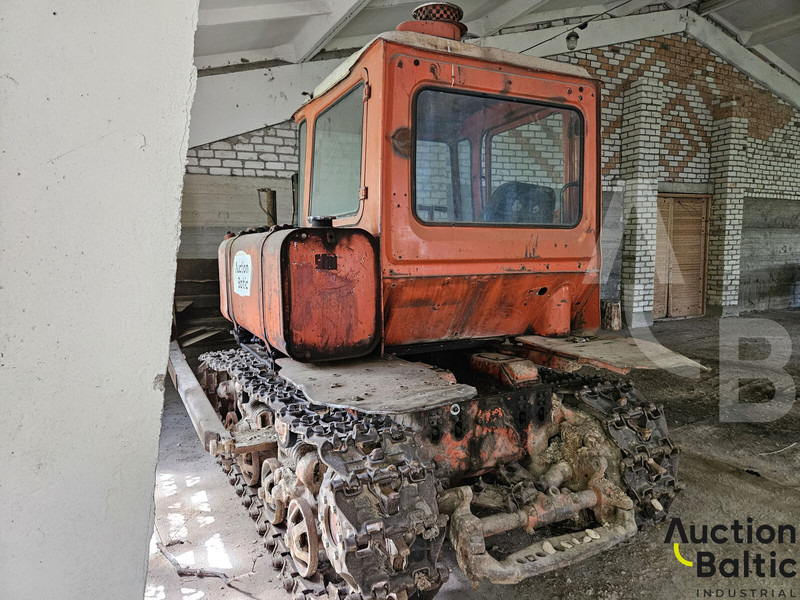 Onbekend DT-75 - Puskutraktori: kuva Onbekend DT-75 - Puskutraktori Onbekend DT-75 - Puskutraktori: kuva Onbekend DT-75 - Puskutraktori