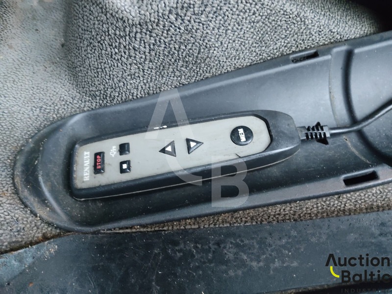 Refrigeraattori kuorma-auto Renault Midlum 240.18: kuva Refrigeraattori kuorma-auto Renault Midlum 240.18 Refrigeraattori kuorma-auto Renault Midlum 240.18: kuva Refrigeraattori kuorma-auto Renault Midlum 240.18