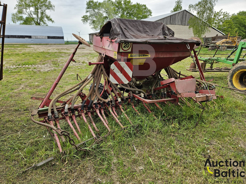 SPU 4 - Kylvölannoitin: kuva SPU 4 - Kylvölannoitin SPU 4 - Kylvölannoitin: kuva SPU 4 - Kylvölannoitin
