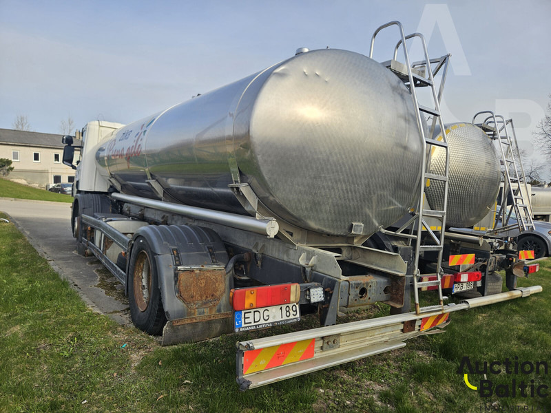 Scania P 230 - Säiliöauto: kuva Scania P 230 - Säiliöauto Scania P 230 - Säiliöauto: kuva Scania P 230 - Säiliöauto