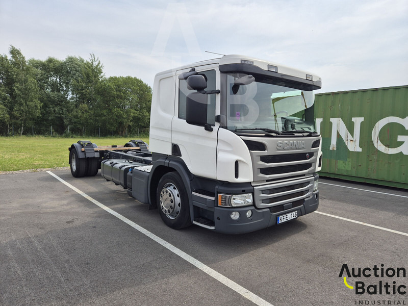 Scania P 450 - Kuorma-auto alusta: kuva Scania P 450 - Kuorma-auto alusta Scania P 450 - Kuorma-auto alusta: kuva Scania P 450 - Kuorma-auto alusta
