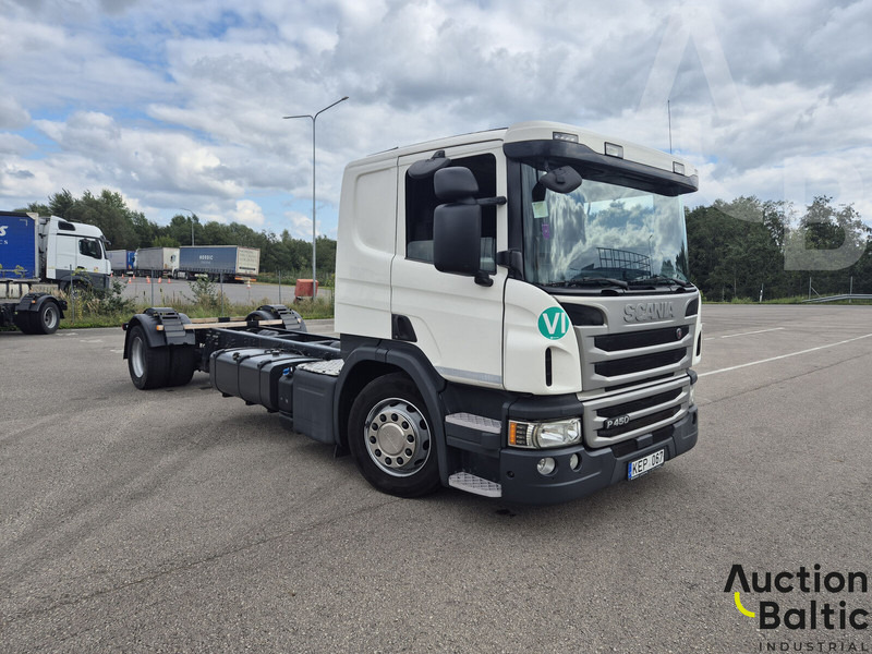 Scania P 450 - Kuorma-auto alusta: kuva Scania P 450 - Kuorma-auto alusta Scania P 450 - Kuorma-auto alusta: kuva Scania P 450 - Kuorma-auto alusta