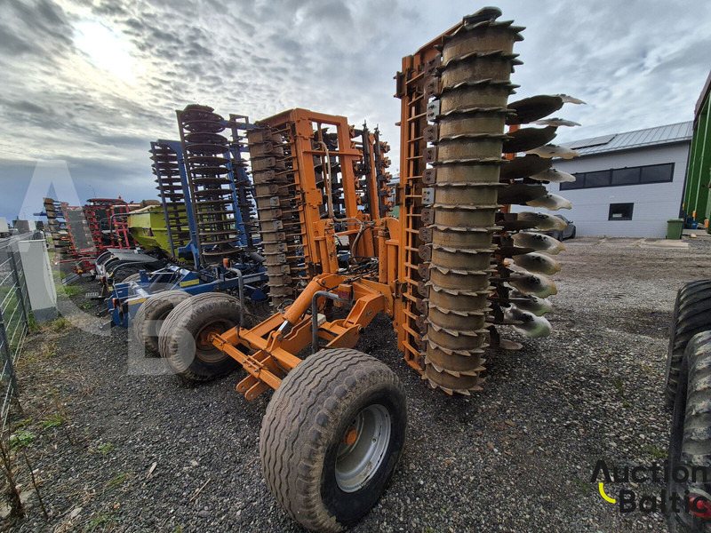 Simba XPRESS - Lautasäes: kuva Simba XPRESS - Lautasäes Simba XPRESS - Lautasäes: kuva Simba XPRESS - Lautasäes