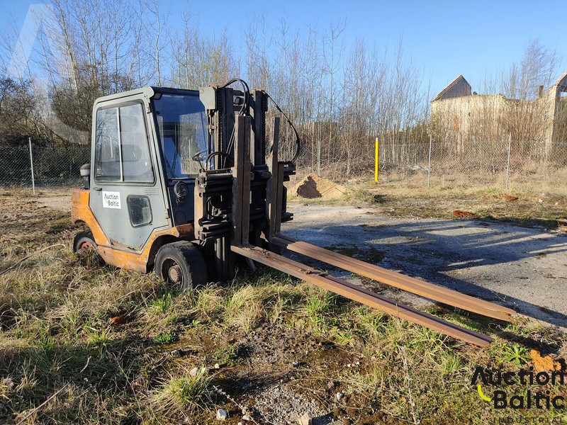 Still R70-45 - Dieseltrukki: kuva Still R70-45 - Dieseltrukki Still R70-45 - Dieseltrukki: kuva Still R70-45 - Dieseltrukki